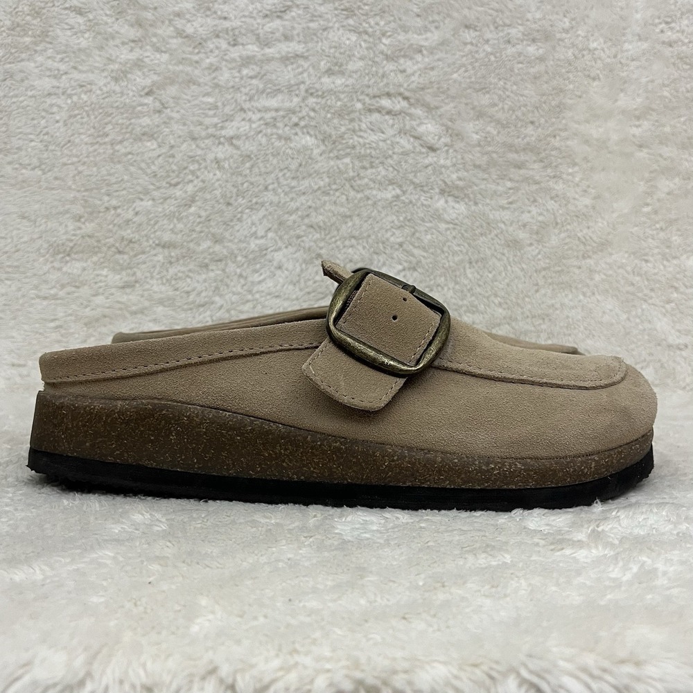 White Mountain Tan Mules with Buckle
